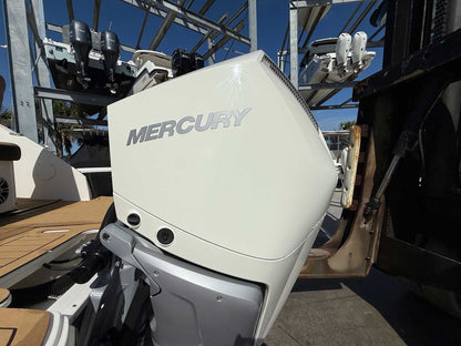 2020 Sea Ray SDX 250 OB