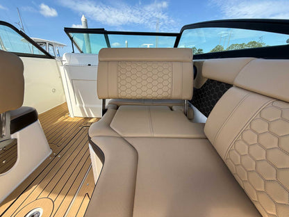 2020 Sea Ray SDX 250 OB