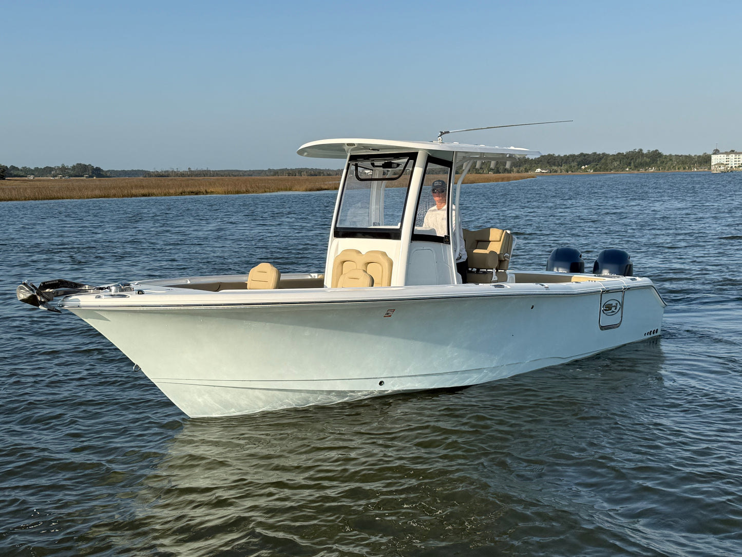 2017 Sea Hunt Gamefish 25