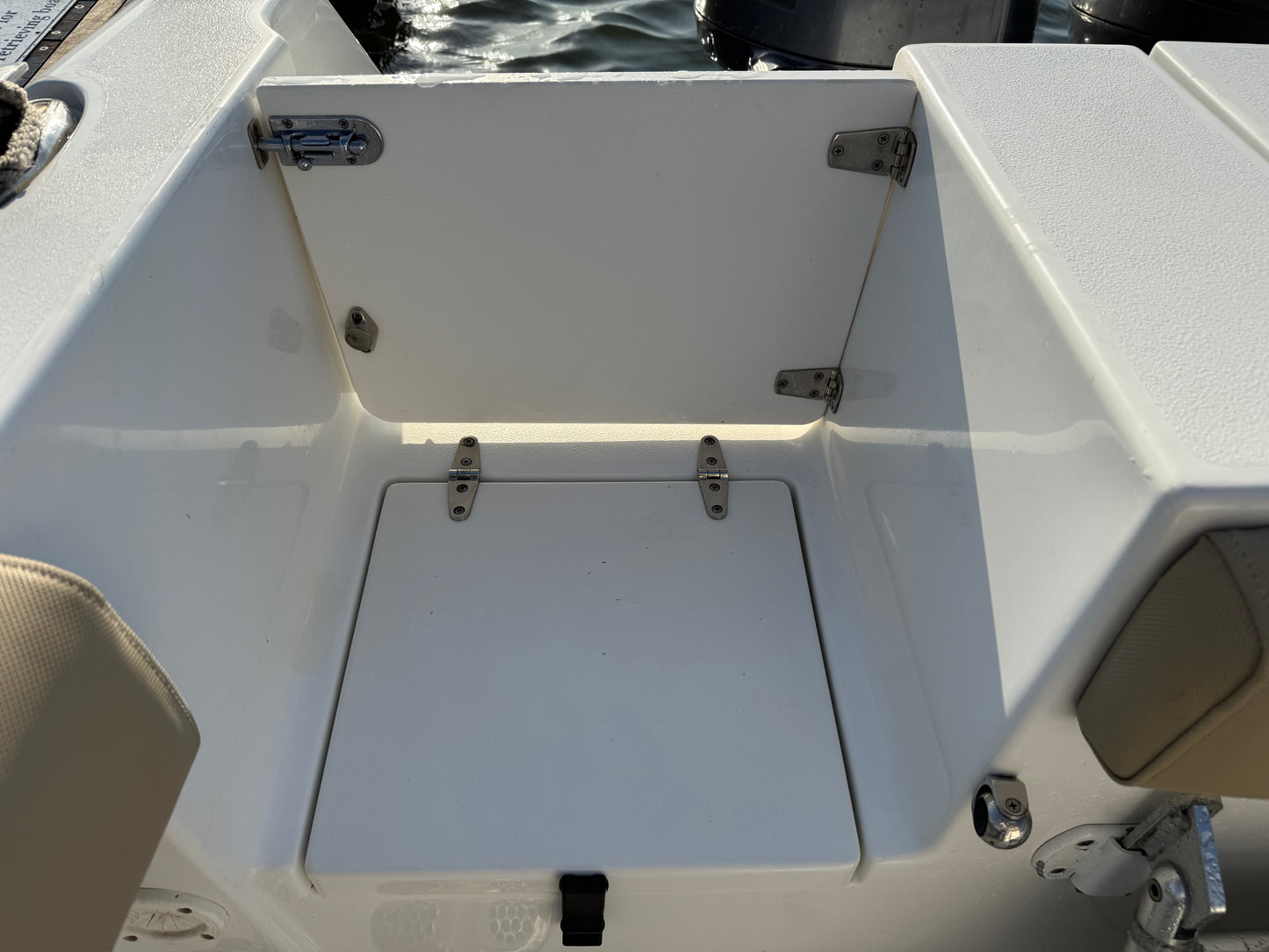 2017 Sea Hunt Gamefish 25