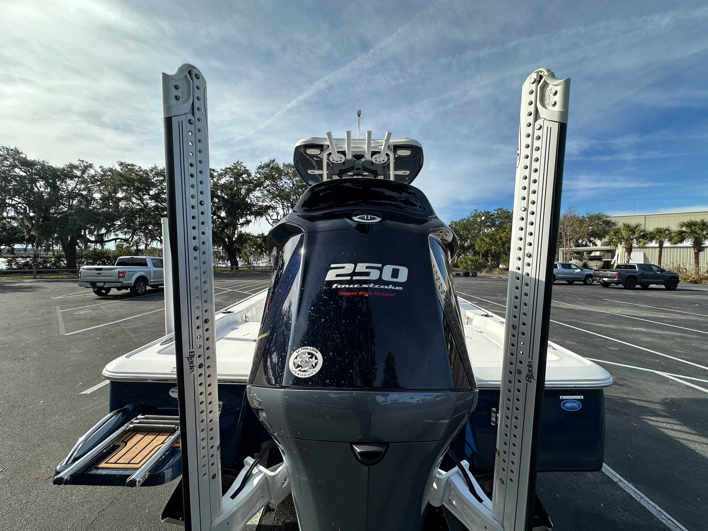 2019 Tidewater 2410 Bay Max