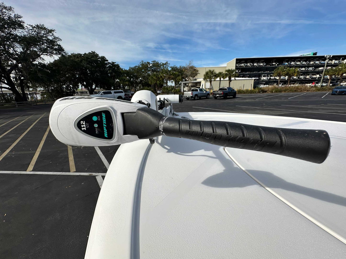 2019 Tidewater 2410 Bay Max
