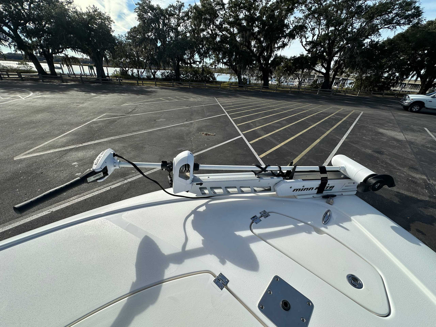 2019 Tidewater 2410 Bay Max