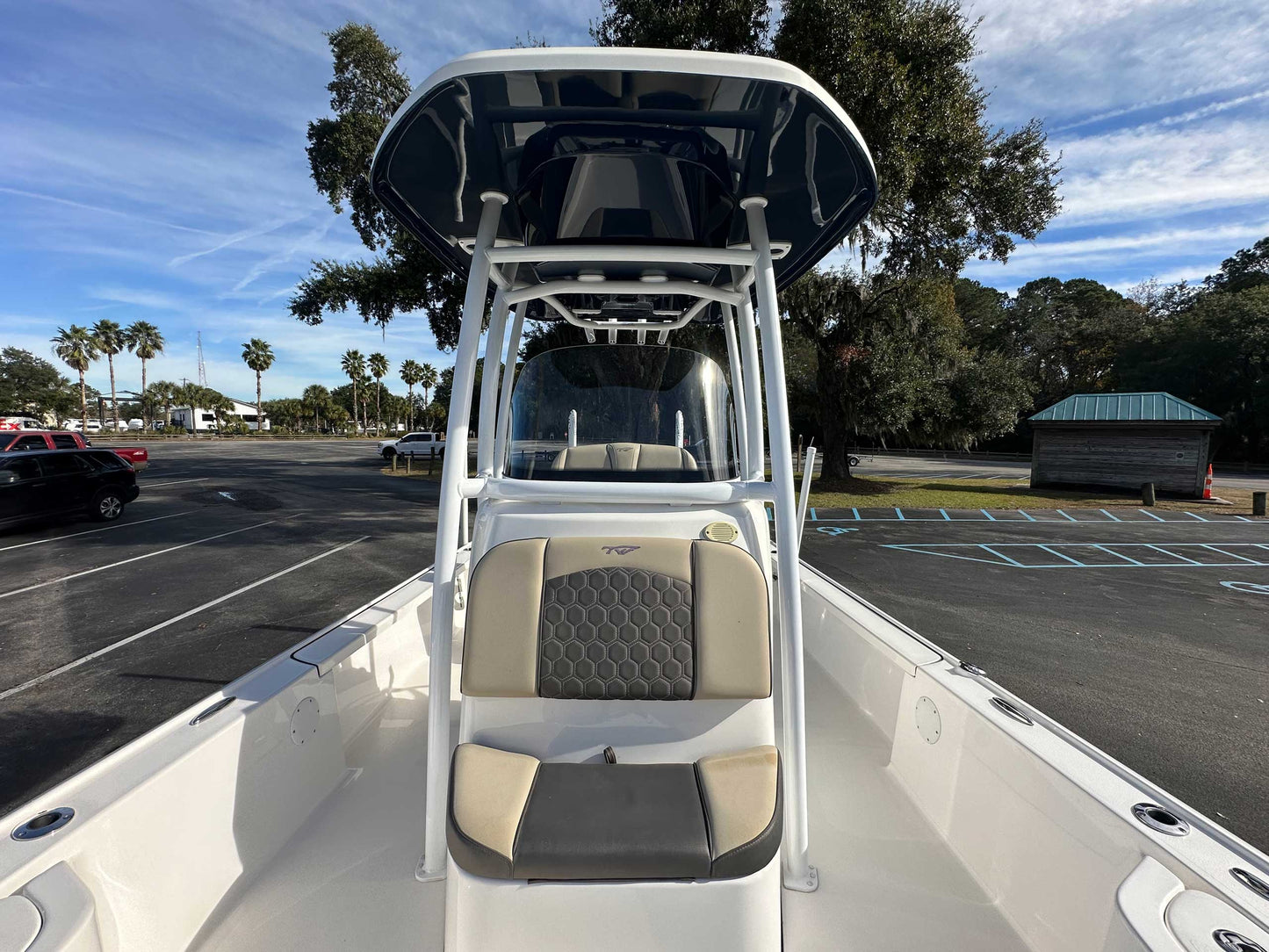 2019 Tidewater 2410 Bay Max