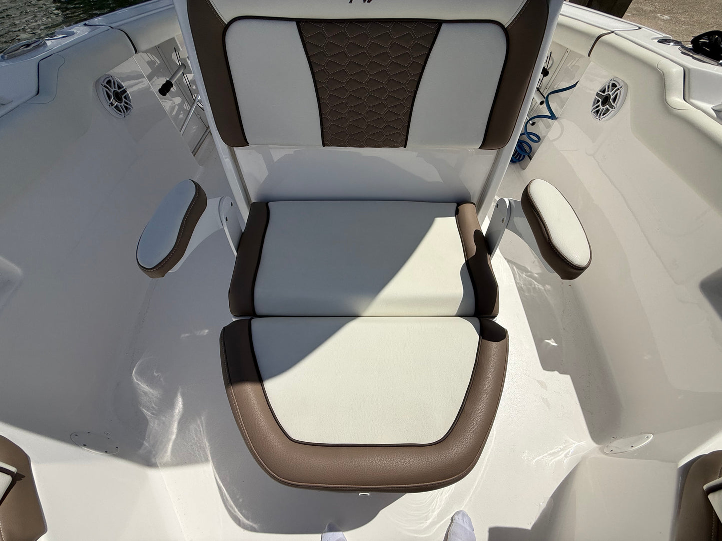 2025 Tidewater 272CC Adventure