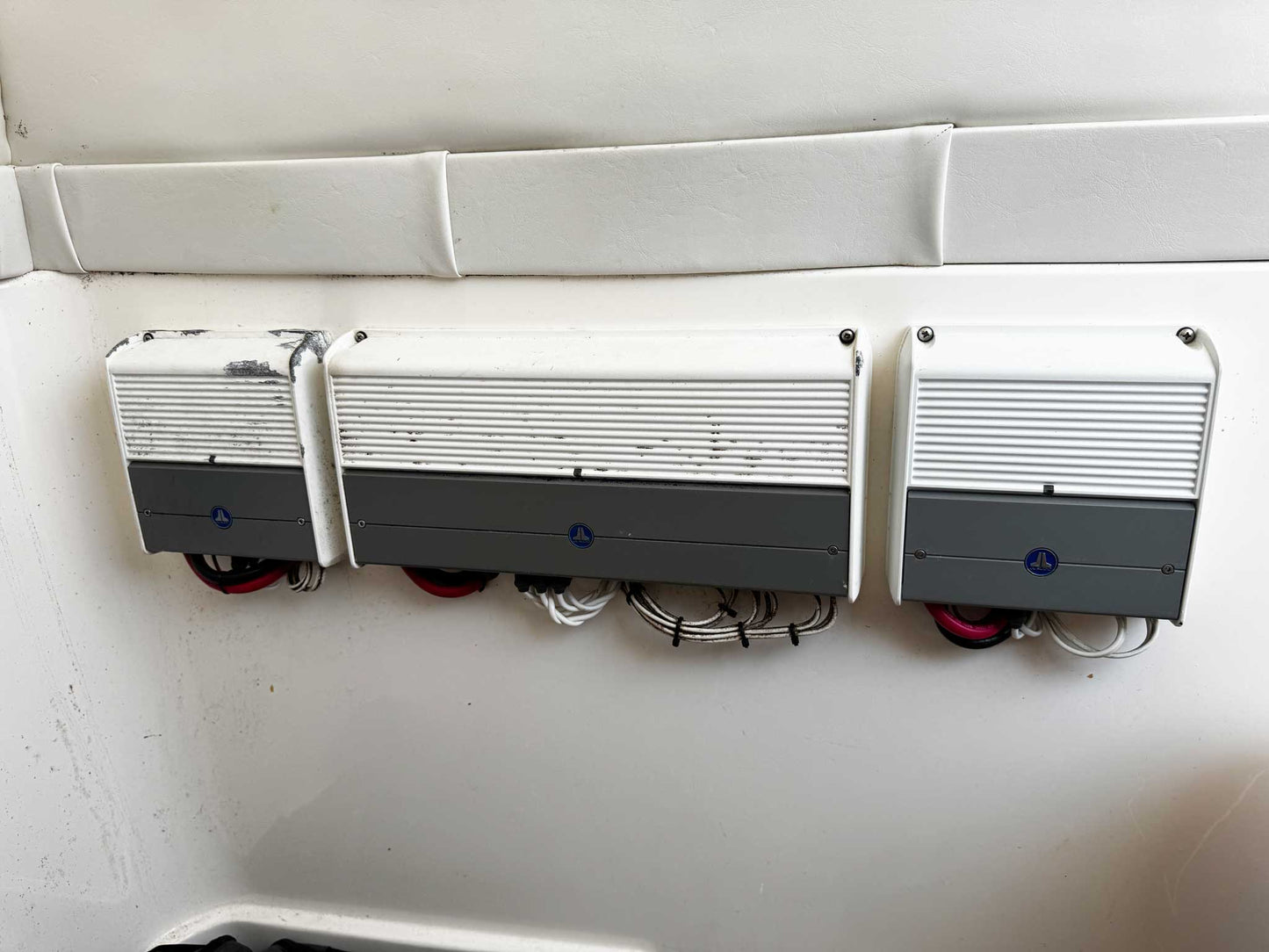 2005 Wellcraft 32 CCF